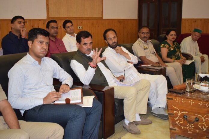 सोलन ज़िला में अभी तक लगभग 414 करोड़ रुपये का नुकसान