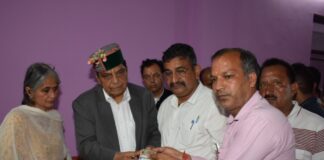 स्वास्थ्य एवं परिवार कल्याण, सामाजिक न्याय एवं अधिकारिता तथा श्रम एवं रोज़गार मंत्री कर्नल डाॅ. धनीराम शांडिल