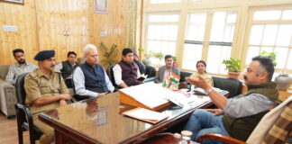 शिक्षा मंत्री रोहित ठाकुर