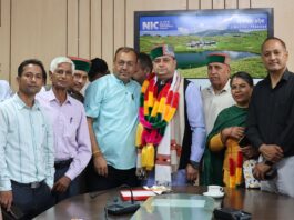 संजीव गुलेरिया सर्व सम्मति से चुने गए एपीएमसी मंडी के अध्यक्ष