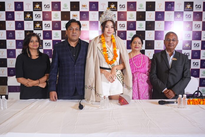 मिस अर्थ 2022 विजेता मीना सू चोई ने कुफरी हॉलिडे रिज़ॉर्ट में मिस डिवाइन ब्यूटी 2023 के फाइनेलिस्ट को दिए टिप्स और साथ साझा किये अपने अनुभव मिस अर्थ 2022 विजेता मीना सू चोई ने कुफरी हॉलिडे रिज़ॉर्ट में मिस डिवाइन ब्यूटी 2023 के फाइनेलिस्ट को दिए टिप्स और साथ साझा किये अपने अनुभव