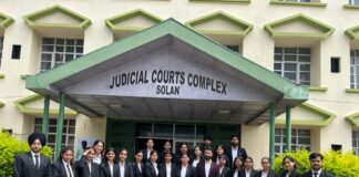 शूलिनी विश्वविद्यालय के छात्रों को राष्ट्रीय लोक अदालत के कामकाज को समझने का अवसर