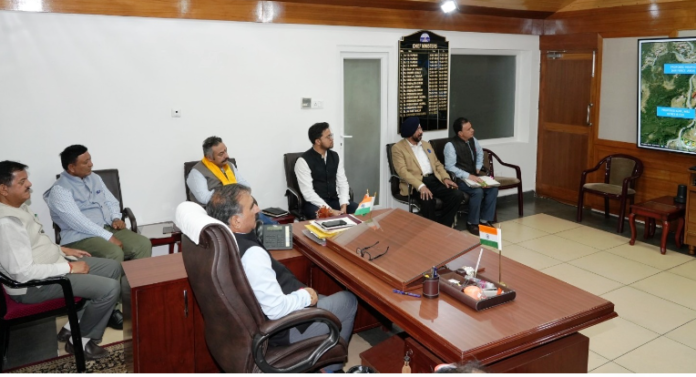 मुख्यमंत्री ने हवाई सेवा सुदृढ़ करने के लिए अधोसंरचना विकास पर बल दिया