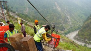 राजस्व मंत्री जगत सिंह नेगी के नेतृत्व में सड़क बहाली का कार्य अंतिम पड़ाव पर