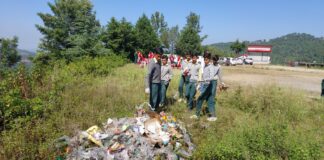 शिमला के विद्यालयों में स्वच्छता शपथ और स्वच्छता अभियान का आयोजन