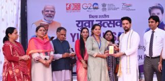 अनुराग सिंह ठाकुर ने जिला युवा उत्सव के विजेताओं को किया पुरस्कृत