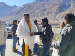 स्पीति दौरे के दौरान विधायक रवि ठाकुर