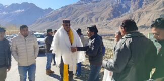 स्पीति दौरे के दौरान विधायक रवि ठाकुर