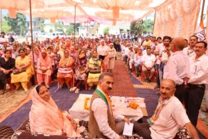 कांग्रेस के बिकाऊ विधायक निचले हिमाचल के मुख्यमंत्री को हटाने में लगे रहे