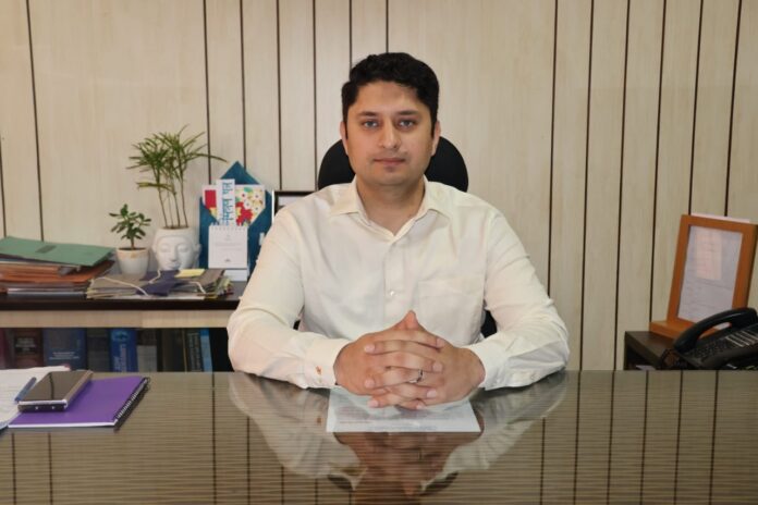 अपूर्व देवगन