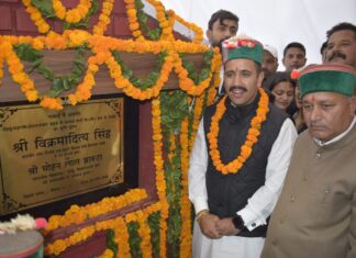 19 करोड़ से स्तरोन्नत होंगी रोहडू डोडरा क्वार सड़क : लोक निर्माण मंत्री