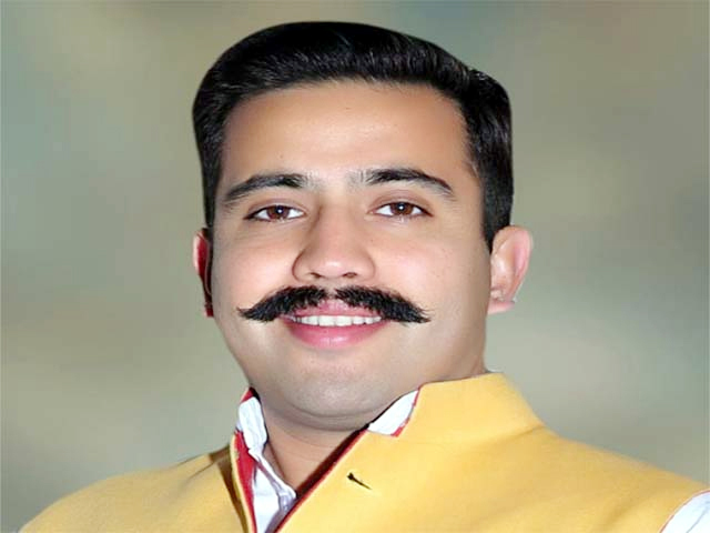 2025_8image_16_27_463058475vikramadityasingh