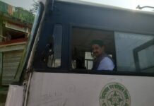 शाहपुर विधायक पठानिया ने बस में यात्रा कर सड़क का लिया जायजा