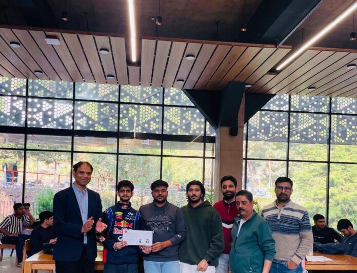 912386dd-8c2c-4526-aa4d-31bd51ea649a