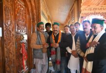 झडग पंचायत भवन एवं सामुदायिक भवन का रोहित ठाकुर ने किया लोकार्पण