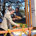 शहीद दिवस पर मुख्यमंत्री ने अर्पित की महात्मा गांधी को श्रद्धांजलि