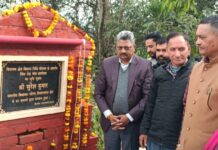 सुरेश कुमार ने धमरोला में किया सड़क का भूमि पूजन ।