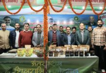 अंतराष्ट्रीय शिवरात्रि मेले में प्राकृतिक खेती के स्टाल बने जन जागरूकता के केंद्र