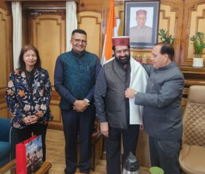 दक्षिण अफ्रीका के उच्चायुक्त विधान सभा अध्यक्ष कुलदीप सिंह पठानियां से शिष्टाचार भेंट करने विधान सभा पहुँचे