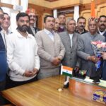 विधानसभा अध्यक्ष से मिला वन निगम लेबर सप्लाई मेट यूनियन का प्रतिनिधिमण्डल