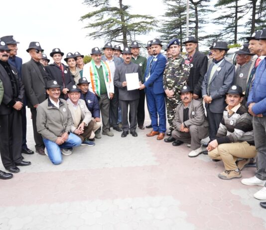 मुख्यमंत्री बोले कि राज्य सरकार, पूर्व सैनिकों और पैरा मिलिट्री कर्मियों के कल्याण के लिए प्रतिबद्ध है।