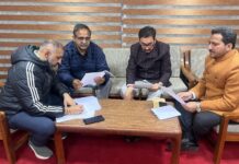 कर्मचारी, पेंशनभोगी और आउटसोर्स कर्मचारी अपने हकों के लिए सड़कों पर – रणधीर शर्मा