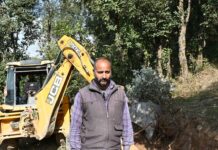 सरकार के विशेष राहत पैकेज से धियूं गांव के धर्मपाल का फिर से बनने लगा आशियाना