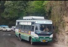 रोहड़ू के डोडरा क्वार में एचआरटीसी सेवा बदहाल, लोगों ने उठाई नियमित बस सेवा की मांग