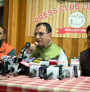 कांग्रेस को संविधान की दुहाई देने का कोई नैतिक अधिकार नहीं, आपातकाल लोकतंत्र पर सबसे बड़ा प्रहार था : सुरेश भारद्वाज