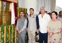 मुख्यमंत्री ने शिमला के ऑकलैंड टनल में कार पार्किंग सुविधा का उद्घाटन किया