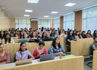 शूलिनी यूनिवर्सिटी में 1,200 छात्रों को डिजिटल और ई-रिसोर्स की दी जानकारी